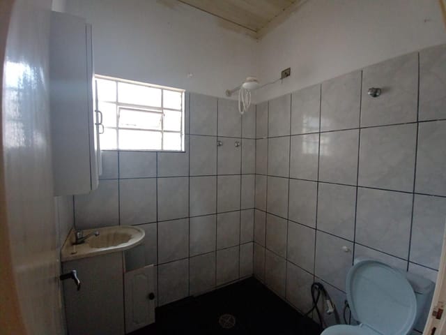 Casa com 347m² 2 quartos e 1 banheiro, à venda, no bairro Vila Clayton em São João da Boa Vista