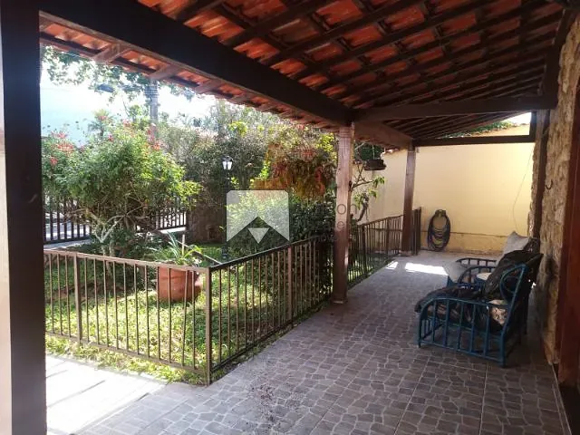 Casa com 360m² 4 quartos e 7 banheiros, à venda, no bairro Piratininga em Niterói