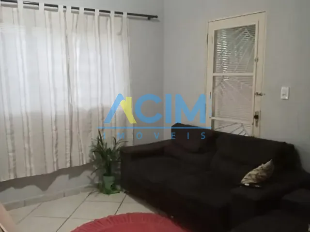 Casa com 200m², à venda, no bairro Jardim Planalto em Jaguariúna
