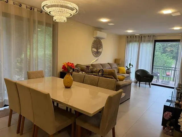 Casa com 645m² 3 quartos e 3 banheiros, à venda, no bairro Itapetinga em Atibaia