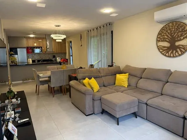 Casa com 645m² 3 quartos e 3 banheiros, à venda, no bairro Itapetinga em Atibaia