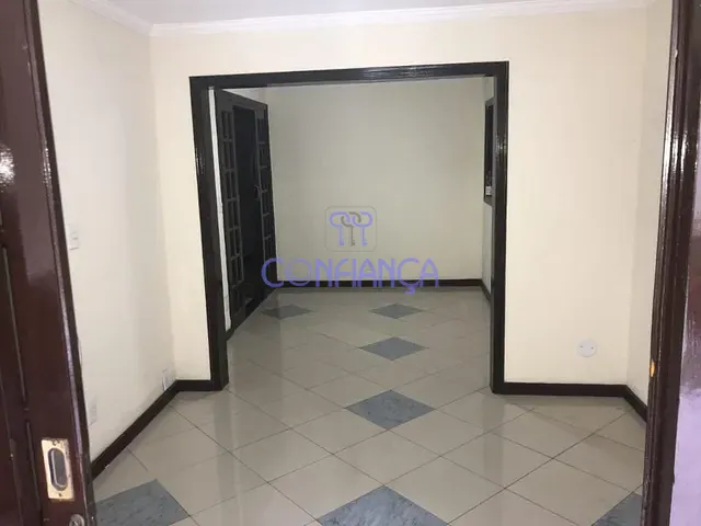 Casa com 330m² 6 quartos e 6 banheiros, à venda, no bairro Campo Grande em Rio de Janeiro