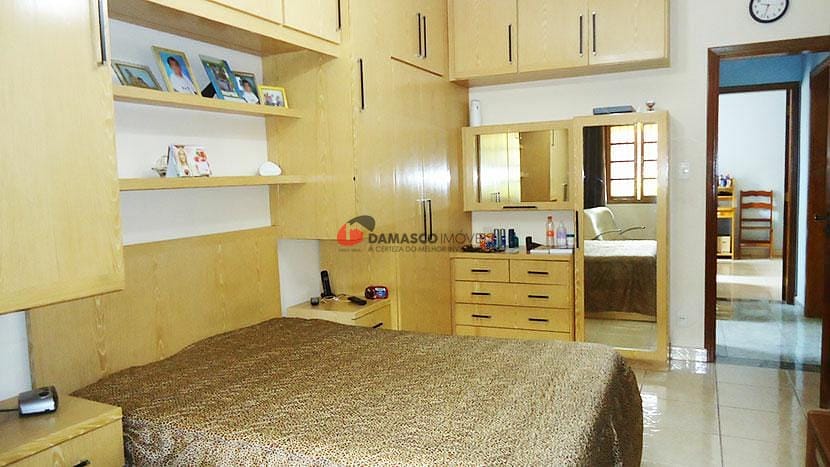 Casa à venda com 5 quartos, 10m² - Foto 10
