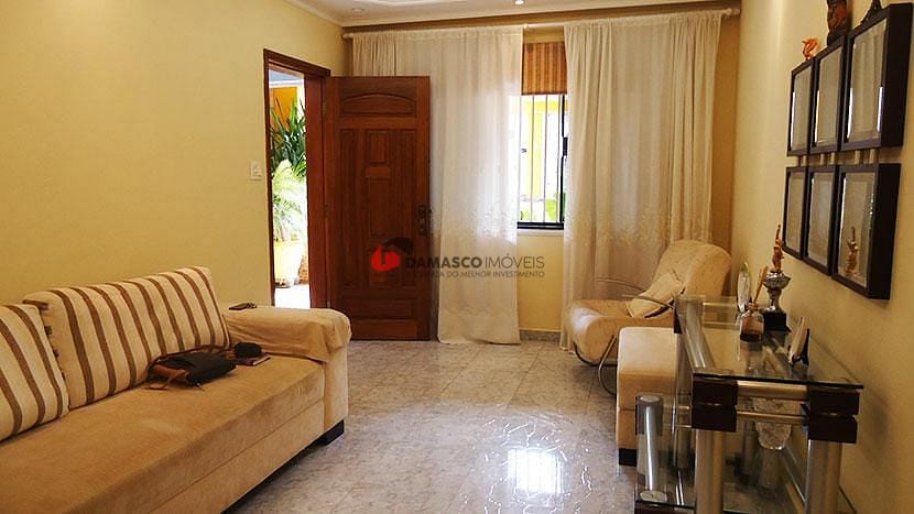 Casa à venda com 5 quartos, 10m² - Foto 4