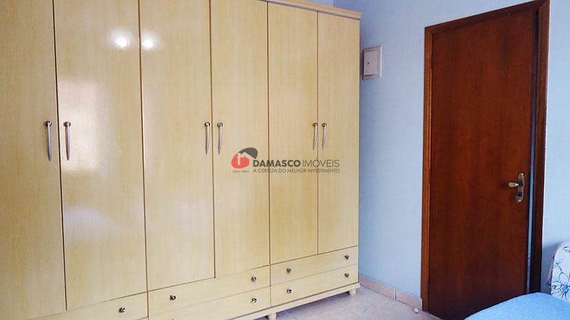 Casa à venda com 5 quartos, 10m² - Foto 12