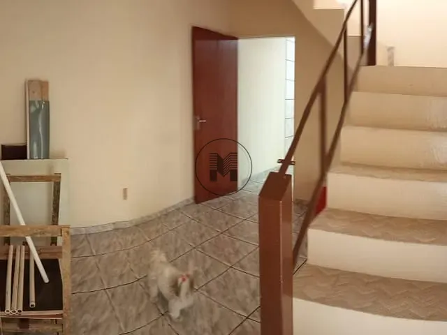 Casa com 170m² 2 quartos e 1 banheiro, à venda, no bairro Parque São Francisco em Guaratinguetá