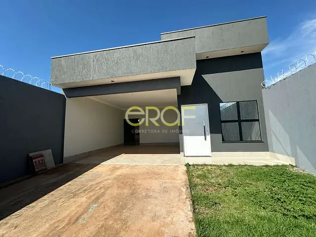 Casa com 240m² 3 quartos e 2 banheiros, à venda, no bairro Parque da Colina I em Formosa