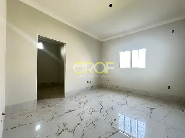 Casa com 240m² 3 quartos e 2 banheiros, à venda, no bairro Parque da Colina I em Formosa