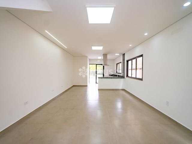 Casa com 150m² 3 quartos e 2 banheiros, à venda, no bairro Nova Jaguari em Santana de Parnaíba