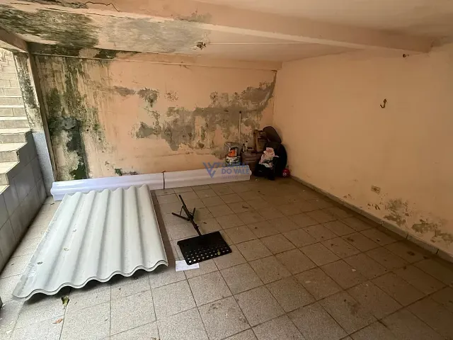 Casa 3 quartos e 2 banheiros, à venda, no bairro Bosque dos Eucaliptos em São José dos Campos
