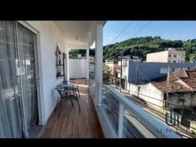 Casa 3 quartos e 2 banheiros, à venda, no bairro Retiro em Volta Redonda