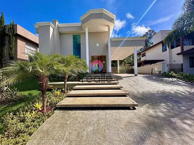 Casa com 700m² 5 quartos e 3 banheiros, à venda, no bairro Alphaville - Lagoa dos Ingleses em Nova Lima