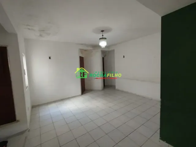 Casa 1 quarto e 2 banheiros, para alugar, no bairro Jóquei em Teresina