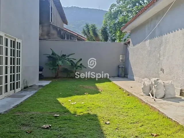 Casa 4 quartos e 3 banheiros, para alugar, no bairro São Francisco em Niterói