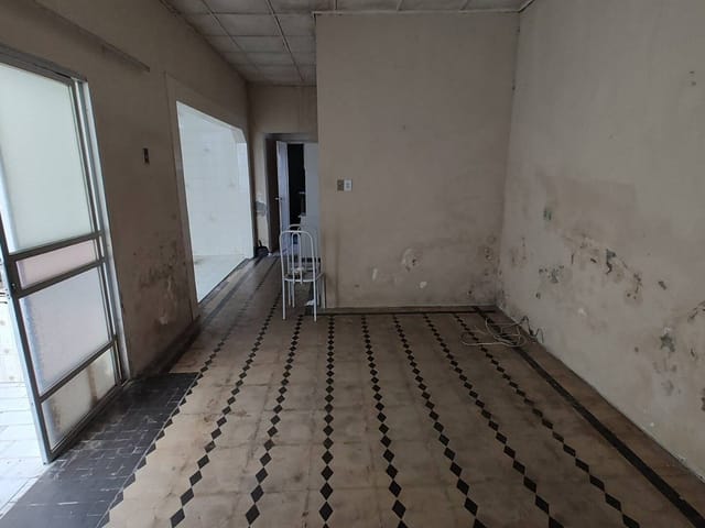 Casa com 245m² 6 quartos e 2 banheiros, à venda, no bairro Fragata em Pelotas