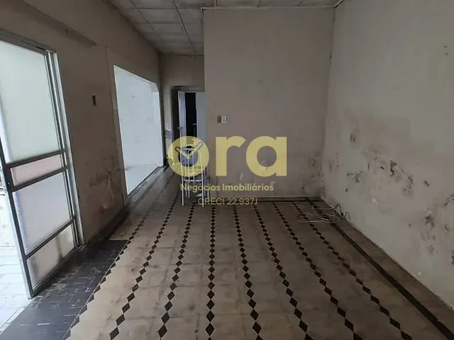 Casa com 245m² 6 quartos e 2 banheiros, à venda, no bairro Fragata em Pelotas