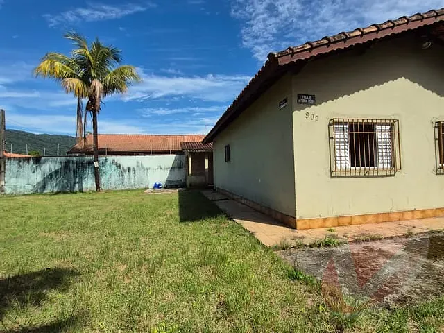 Casa 3 quartos e 1 banheiro, à venda, no bairro Flórida em Praia Grande