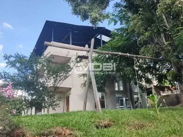 Casa com 1480m² 6 quartos e 4 banheiros, à venda, no bairro Cafezal 4 em Itupeva