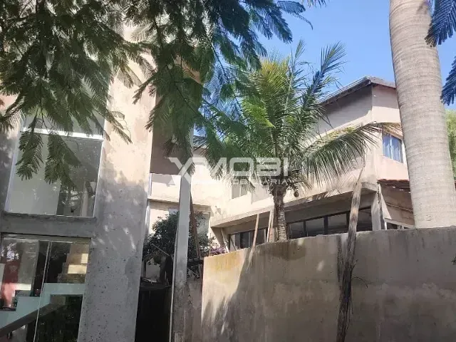 Casa com 1480m² 6 quartos e 4 banheiros, à venda, no bairro Cafezal 4 em Itupeva