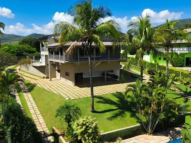 Casa com 3000m² 4 quartos e 5 banheiros, à venda ou para alugar, no bairro Panorama em Piracaia