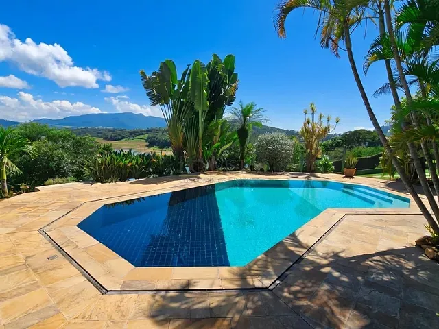 Casa com 3000m² 4 quartos e 5 banheiros, à venda, no bairro Barrocão em Piracaia