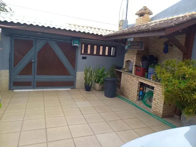 Casa com 125m² 2 quartos e 3 banheiros, à venda, no bairro Parque Penha em Campos dos Goytacazes