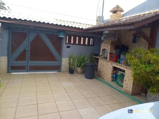 Casa com 125m² 2 quartos e 3 banheiros, à venda, no bairro Parque Penha em Campos dos Goytacazes