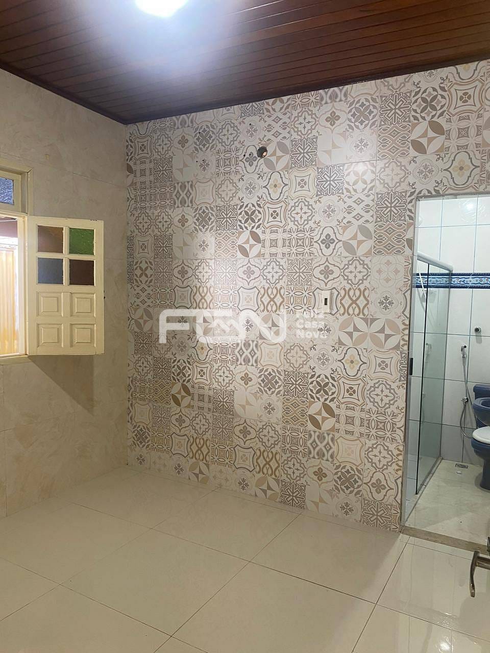 Casa à venda com 2 quartos, 75m² - Foto 8