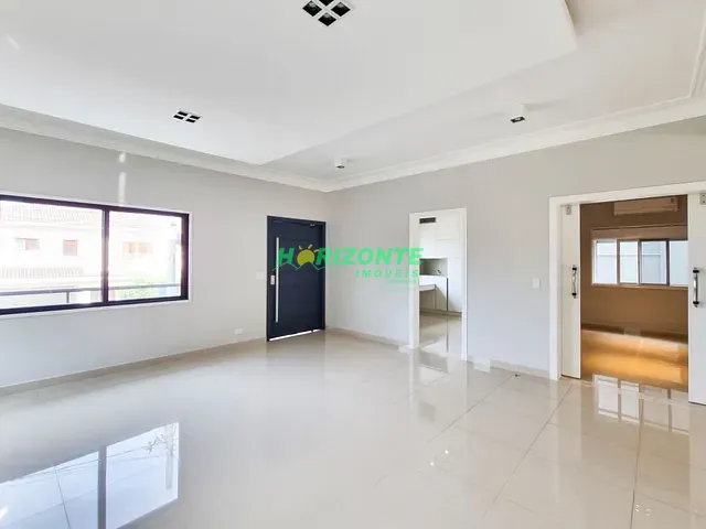 Casa com 367m² 4 quartos e 6 banheiros, à venda, no bairro Urbanova em São José dos Campos