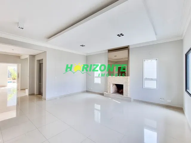 Casa com 367m² 4 quartos e 6 banheiros, à venda, no bairro Urbanova em São José dos Campos