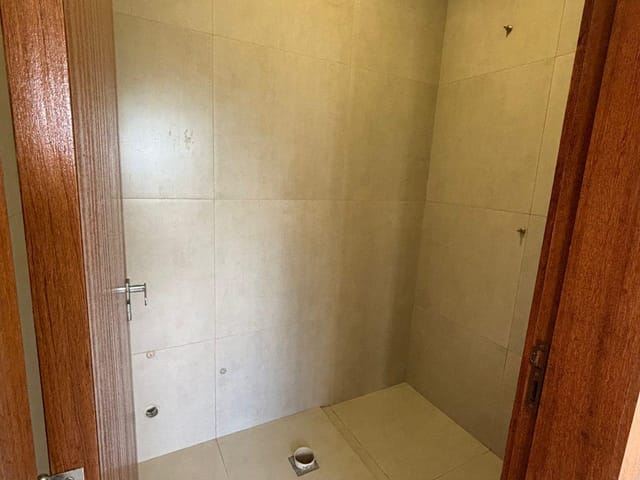 Casa com 300m² 4 quartos e 1 banheiro, à venda, no bairro Jardim Bougainville em Sinop