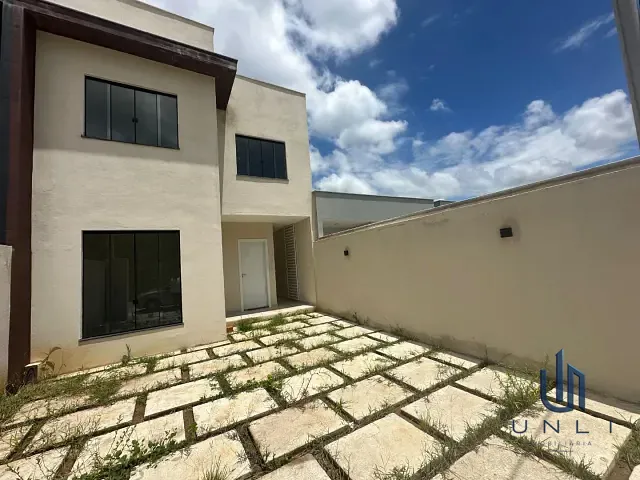 Casa 3 quartos e 2 banheiros, à venda, no bairro Santa Rita do Zarur em Volta Redonda