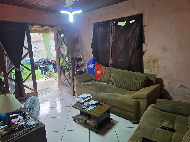 Casa com 330m² 3 quartos e 1 banheiro, à venda, no bairro Iconha em Guapimirim