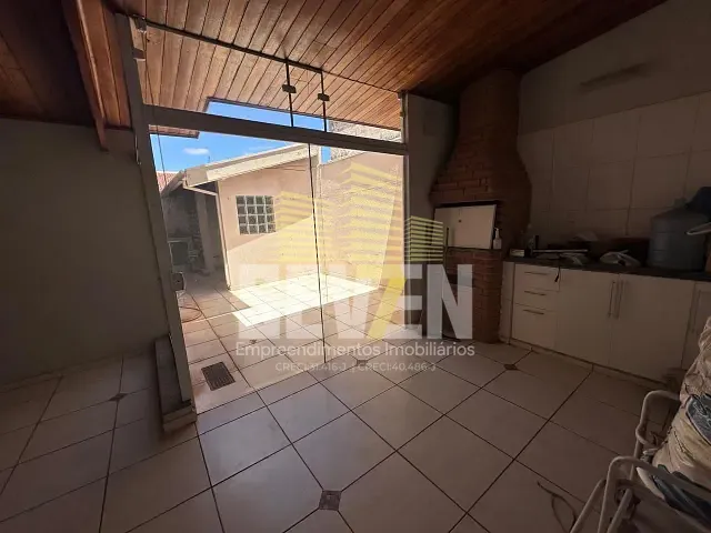 Casa com 157m² 3 quartos e 2 banheiros, à venda, no bairro Vila Bela em Bauru