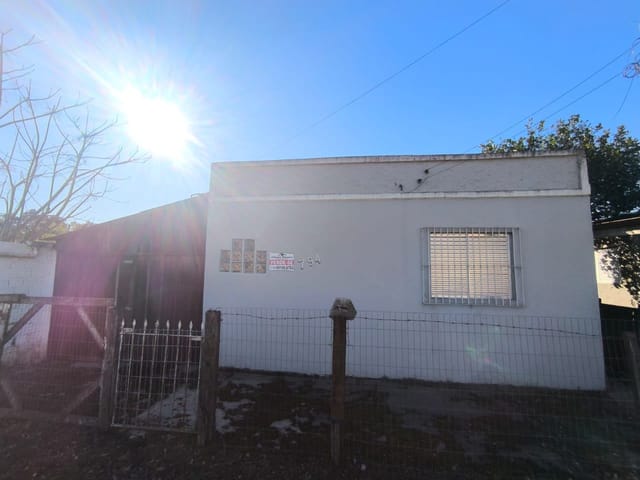 Casa 2 quartos e 1 banheiro, à venda, no bairro Jardim America em Capão do Leão