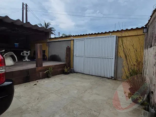 Casa 2 quartos e 2 banheiros, à venda, no bairro Real em Praia Grande