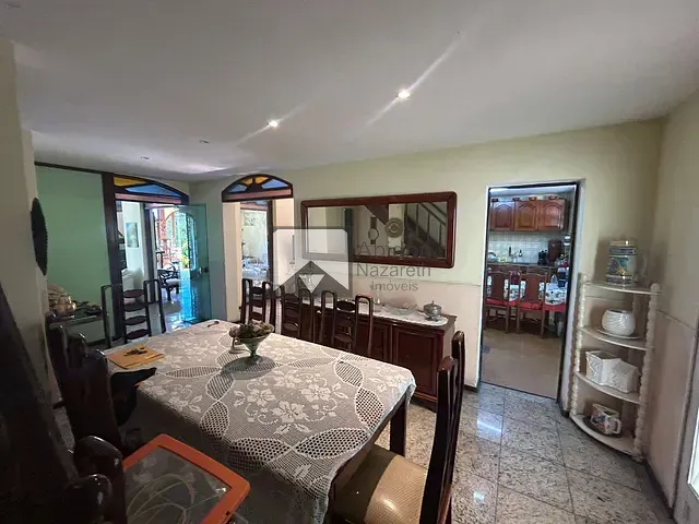Casa 3 quartos e 4 banheiros, à venda, no bairro São Francisco em Niterói