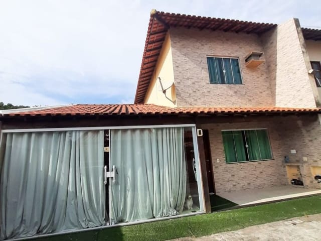 Casa com 120m² 3 quartos e 3 banheiros, à venda, no bairro Granja dos Cavaleiros em Macaé