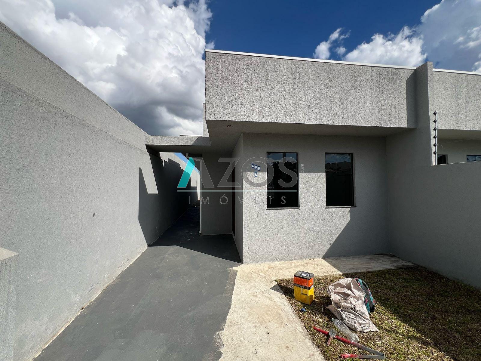 Casa à venda com 3 quartos, 59m² - Foto 1