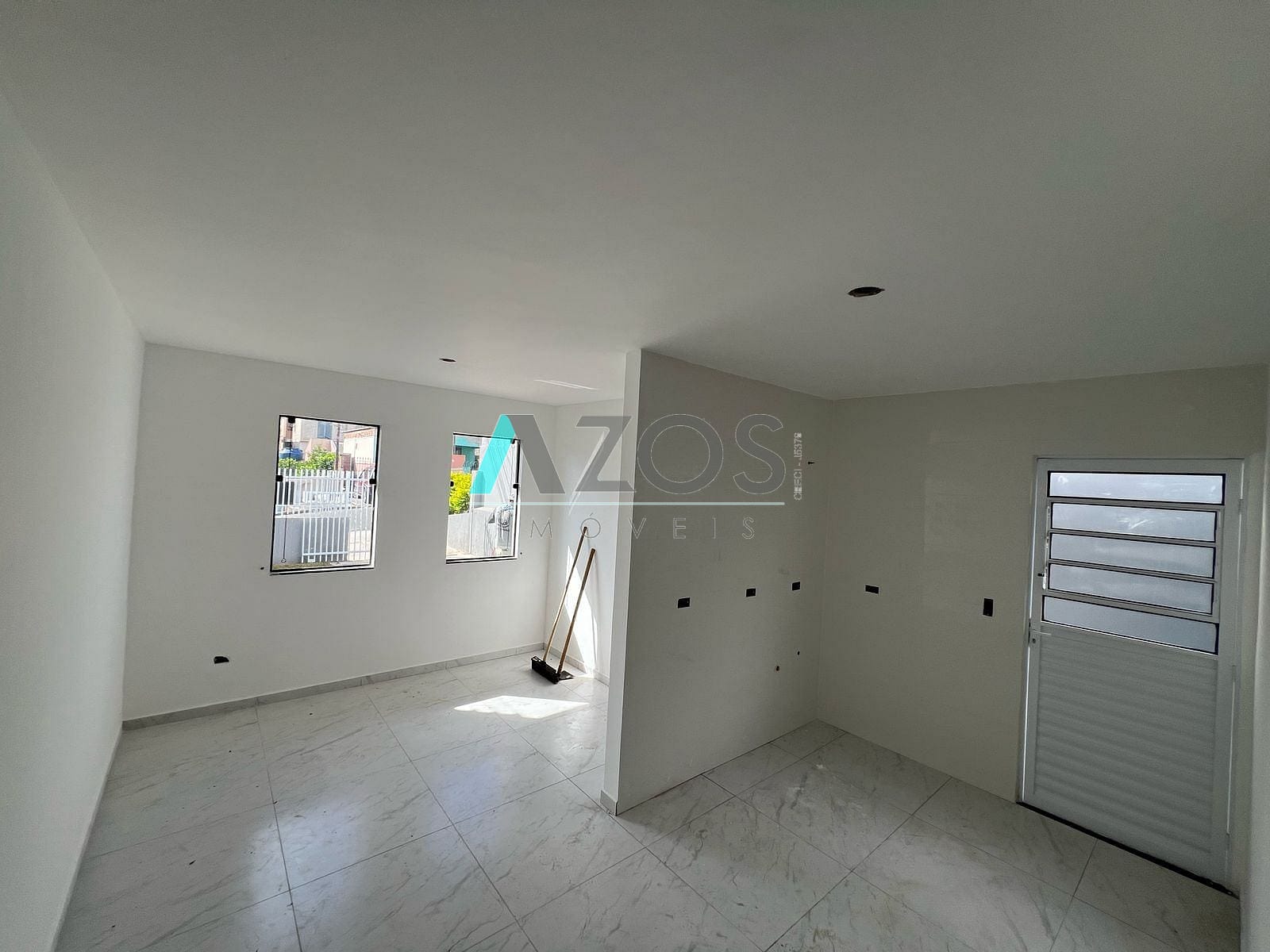 Casa à venda com 3 quartos, 59m² - Foto 3