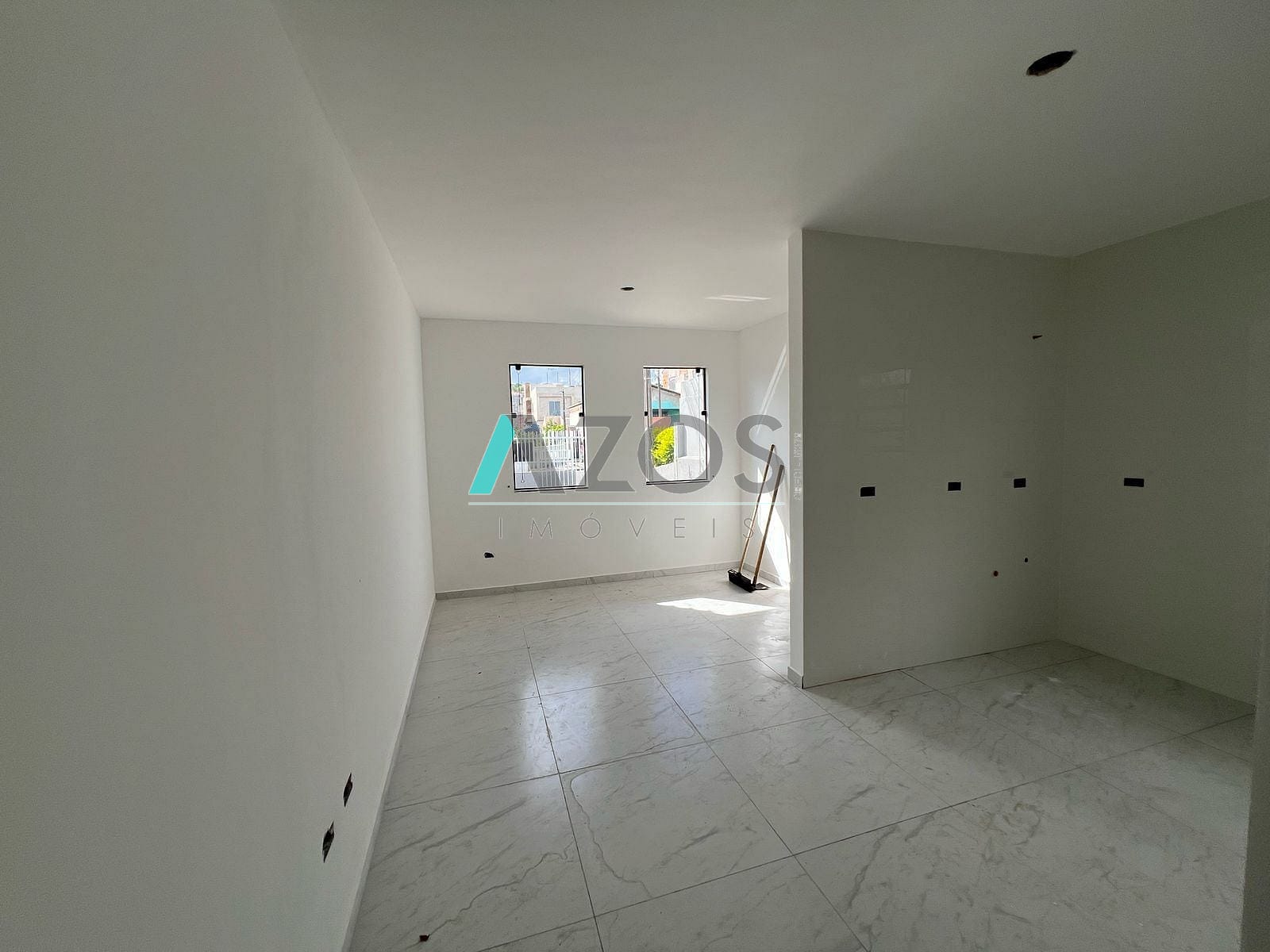 Casa à venda com 3 quartos, 59m² - Foto 4