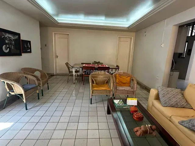 Casa com 352m² 3 quartos e 4 banheiros, à venda, no bairro Vermelha em Teresina