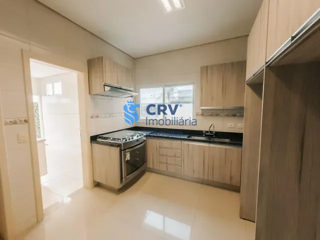 Casa com 600m² 3 quartos e 5 banheiros, à venda, no bairro Sun Lake Residence em Londrina