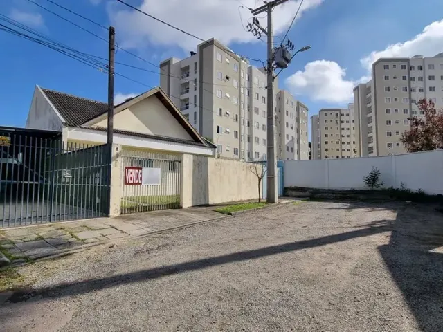 Casa 3 quartos e 1 banheiro, à venda, no bairro Uberaba em Curitiba