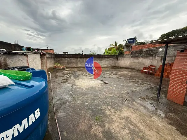 Casa com 432m² 3 quartos e 2 banheiros, à venda, no bairro Jardim Santo Antônio em Magé