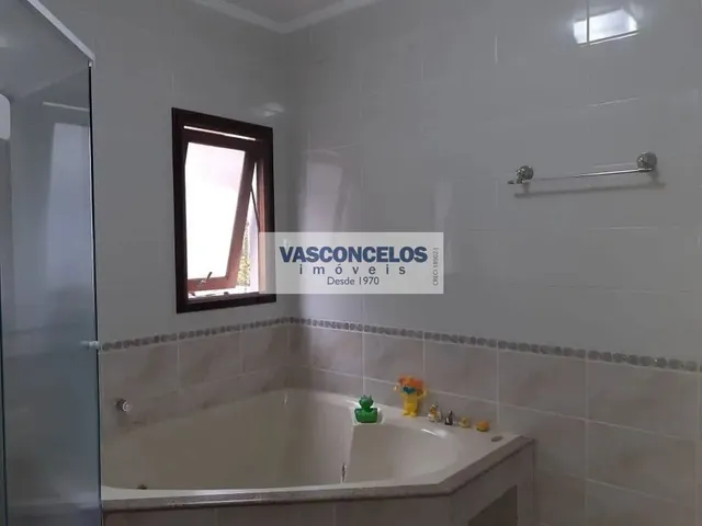 Casa com 360m² 4 quartos e 5 banheiros, à venda, no bairro Jardim Das Colinas em São José Dos Campos