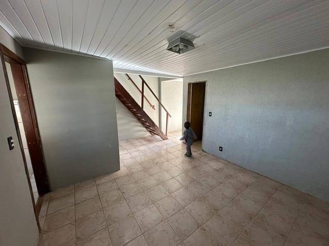 Casa com 190m² 2 quartos e 1 banheiro, à venda, no bairro Areal em Pelotas