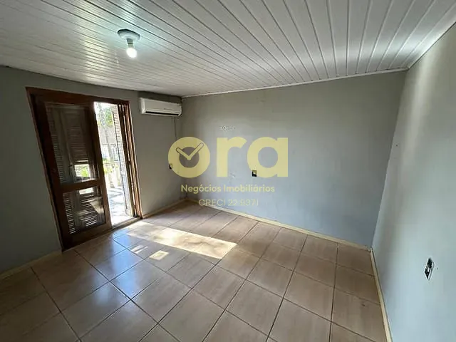 Casa com 190m² 2 quartos e 1 banheiro, à venda, no bairro Areal em Pelotas