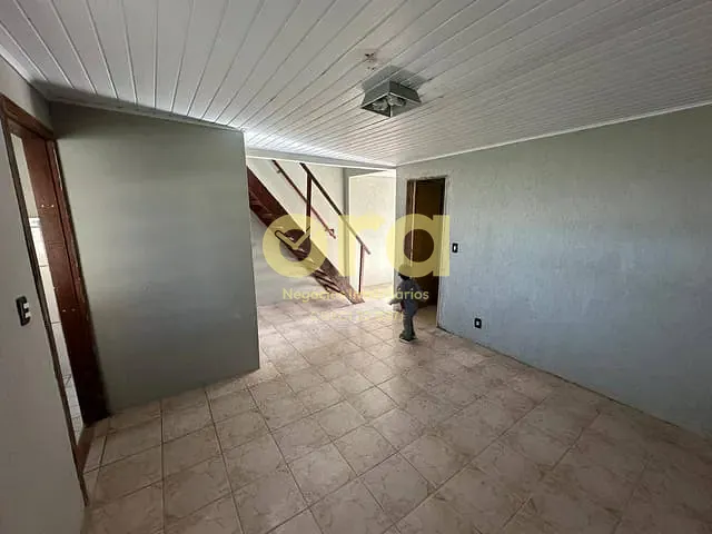 Casa com 190m² 2 quartos e 1 banheiro, à venda, no bairro Areal em Pelotas