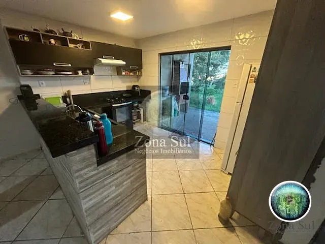 Casa com 250m² 3 quartos e 4 banheiros, à venda, no bairro Vossoroca em Votorantim